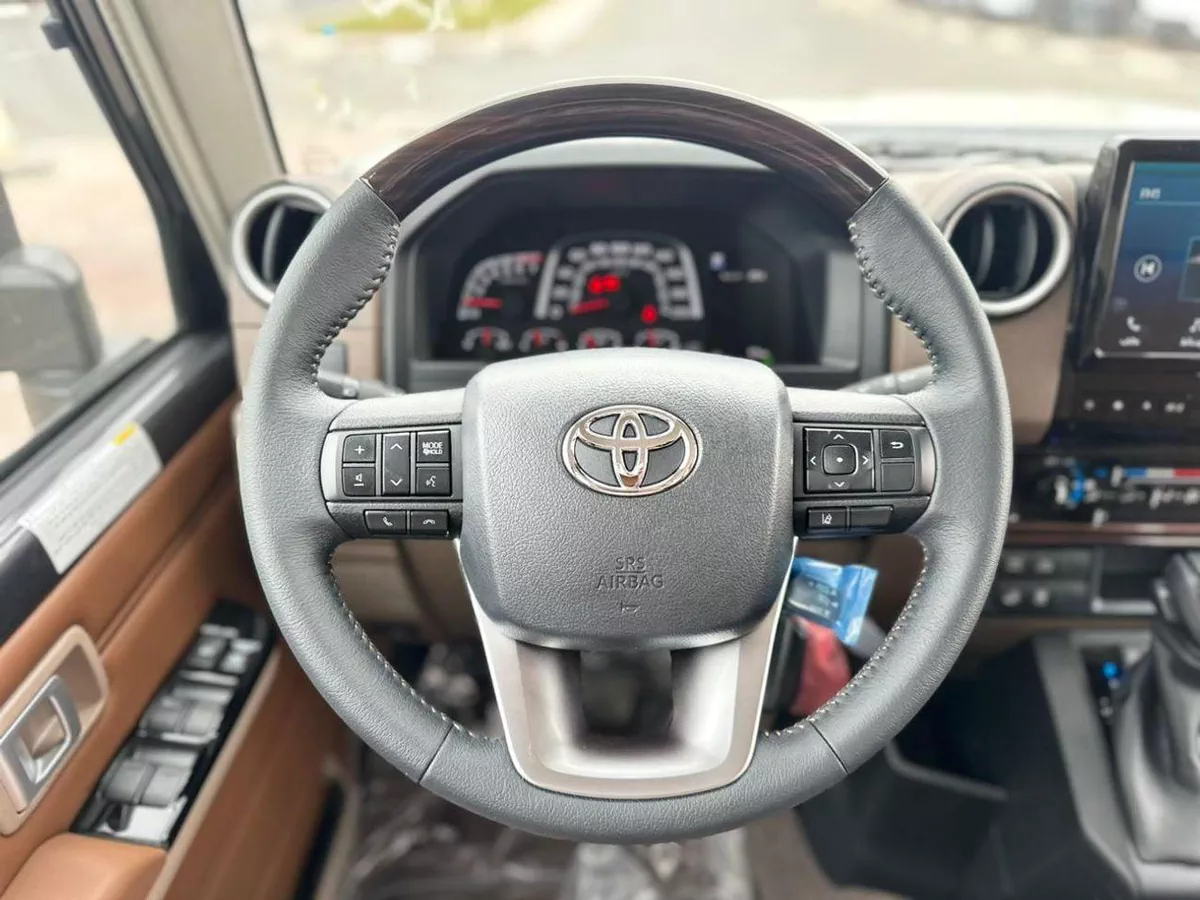 Toyota Land Cruiser 70 LC76 LX LC76 DX DX 4.0L A/T-13-0