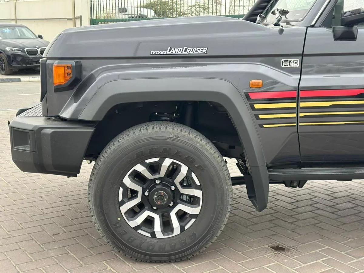 Toyota Land Cruiser 70 LC76 LX LC76 DX DX 4.0L A/T-15-0