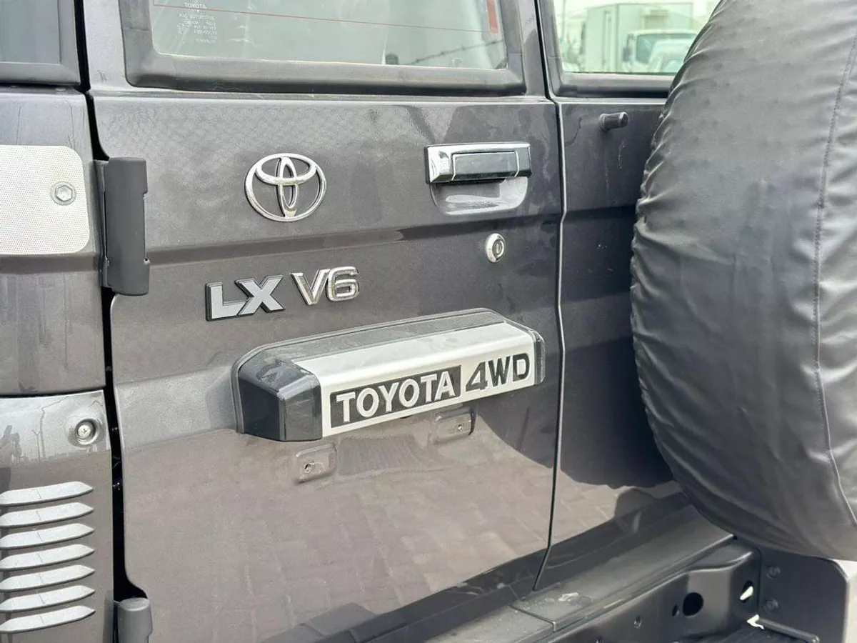Toyota Land Cruiser 70 LC76 LX LC76 DX DX 4.0L A/T-19-0