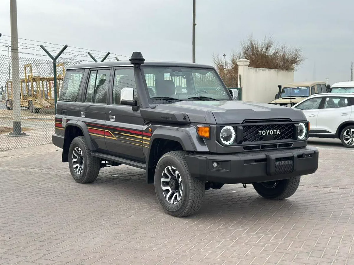 Toyota Land Cruiser 70 LC76 LX LC76 DX DX 4.0L A/T-3-0