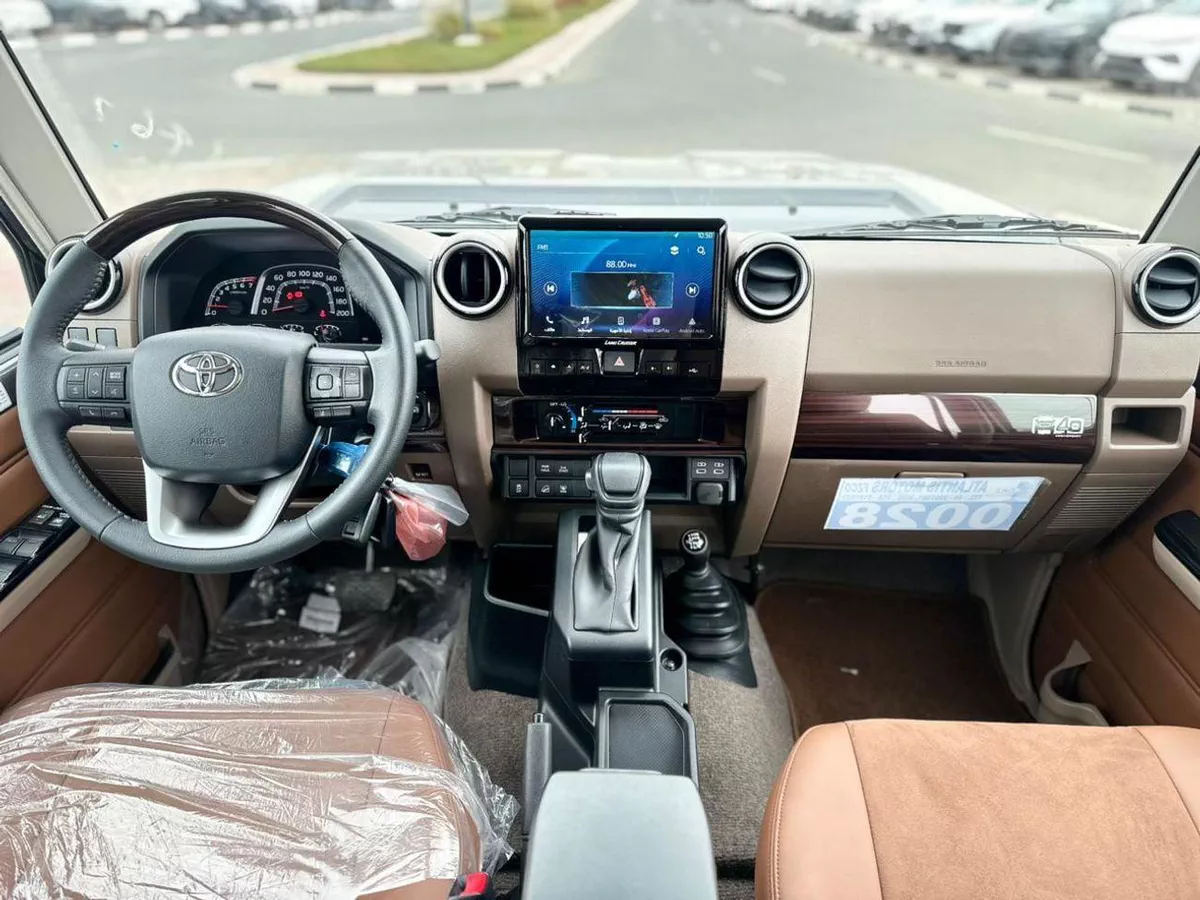 Toyota Land Cruiser 70 LC76 LX LC76 DX DX 4.0L A/T-7-0