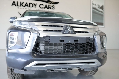 MITSUBISHI PAJERO SPORT 2.5L 4WD A/T 7 SEATER MID OPTION (MY 2023)-21