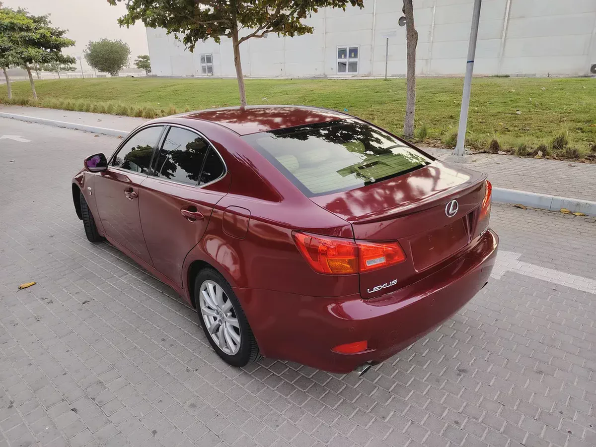 Lexus IS 250 2007 GCC Specs - Pristine Condition Well Maintained Sports Sedan-12-12