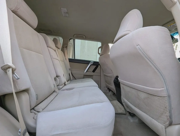 2023 TOYOTA PRADO V4 2.7L ORIGINAL PAINT ACCIDENT FREE LOW MILEAGE IN EXCELLENT CONDITION