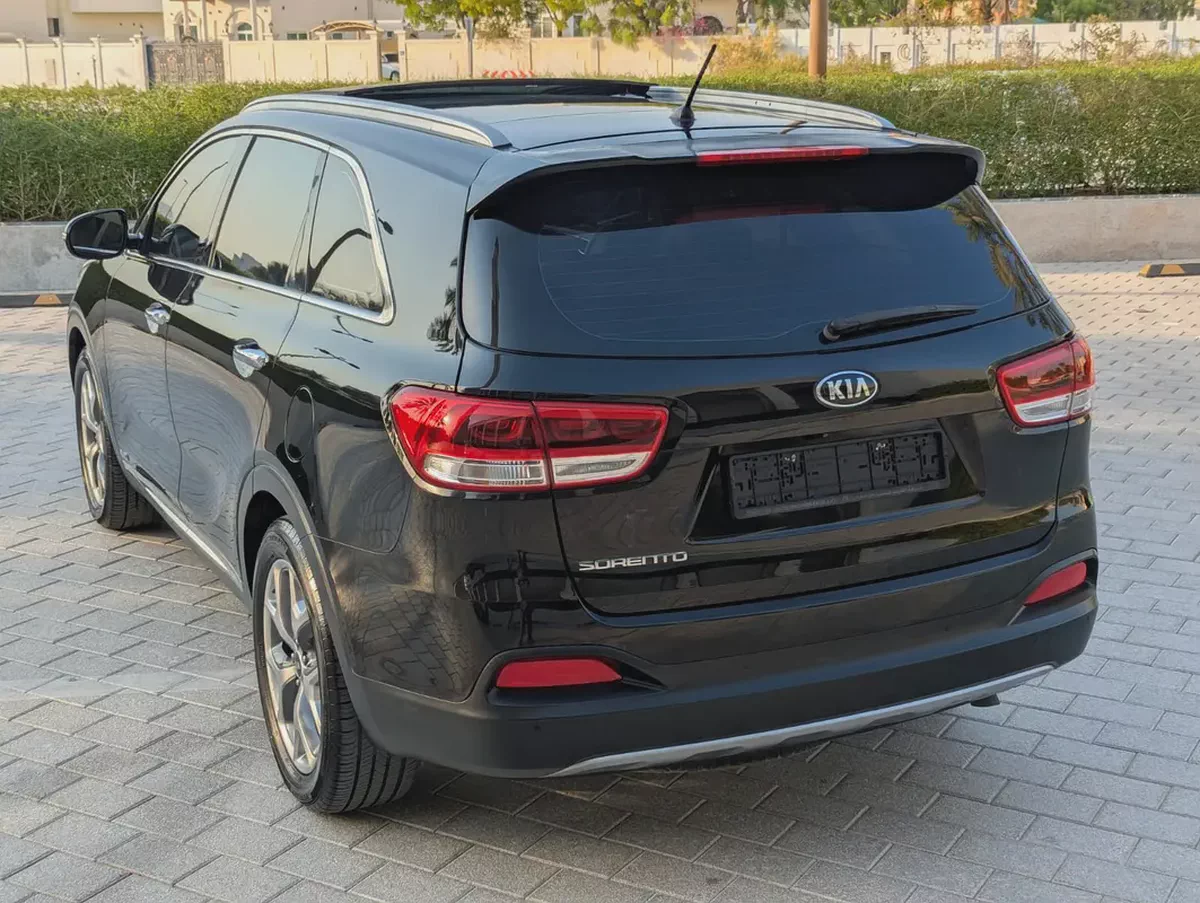 Kia Sorento 2016 | Panoramic Roof | Full Option | V4 2.4L | AWD-12-12