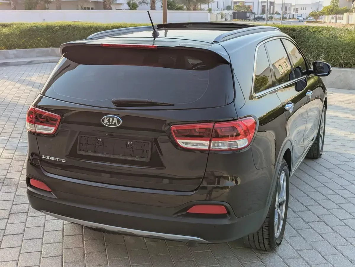 Kia Sorento 2016 | Panoramic Roof | Full Option | V4 2.4L | AWD-13-13