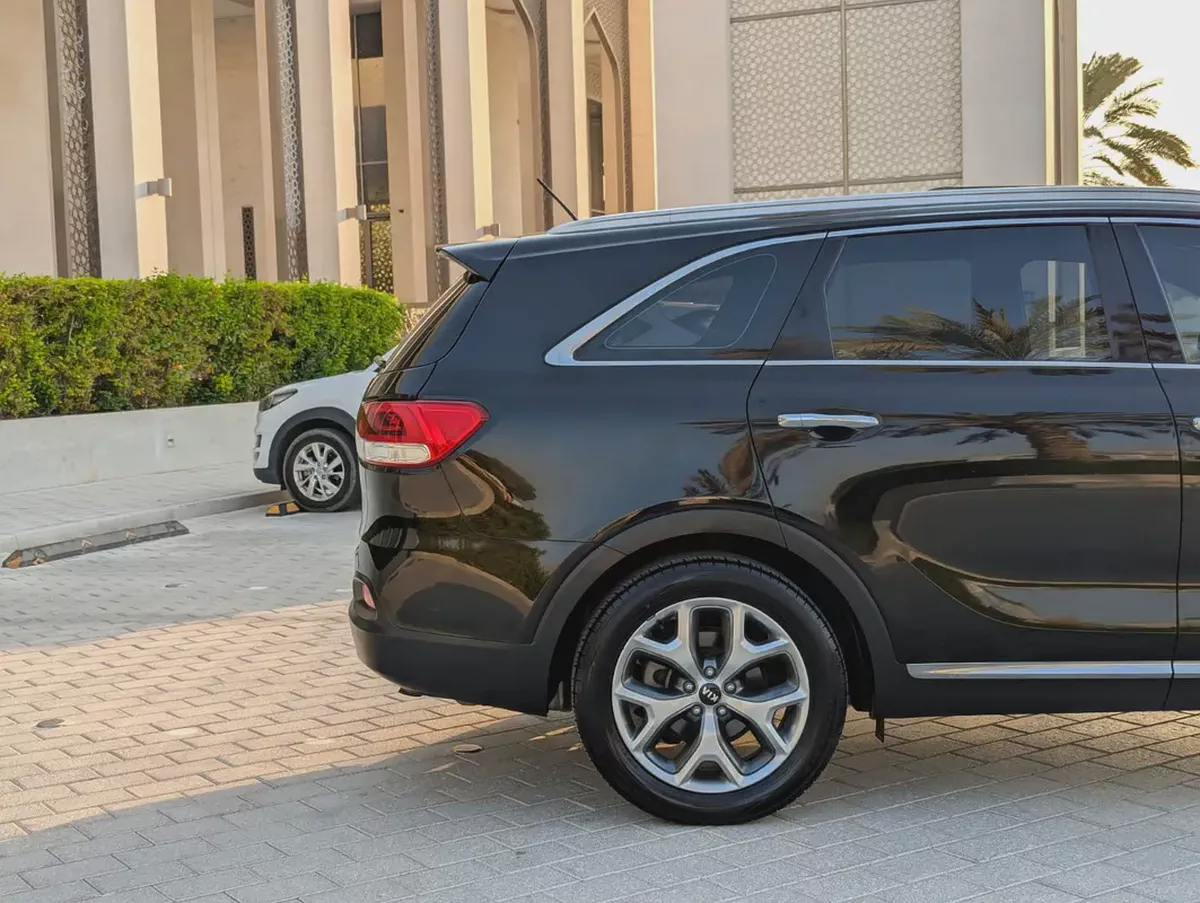Kia Sorento 2016 | Panoramic Roof | Full Option | V4 2.4L | AWD-14-14