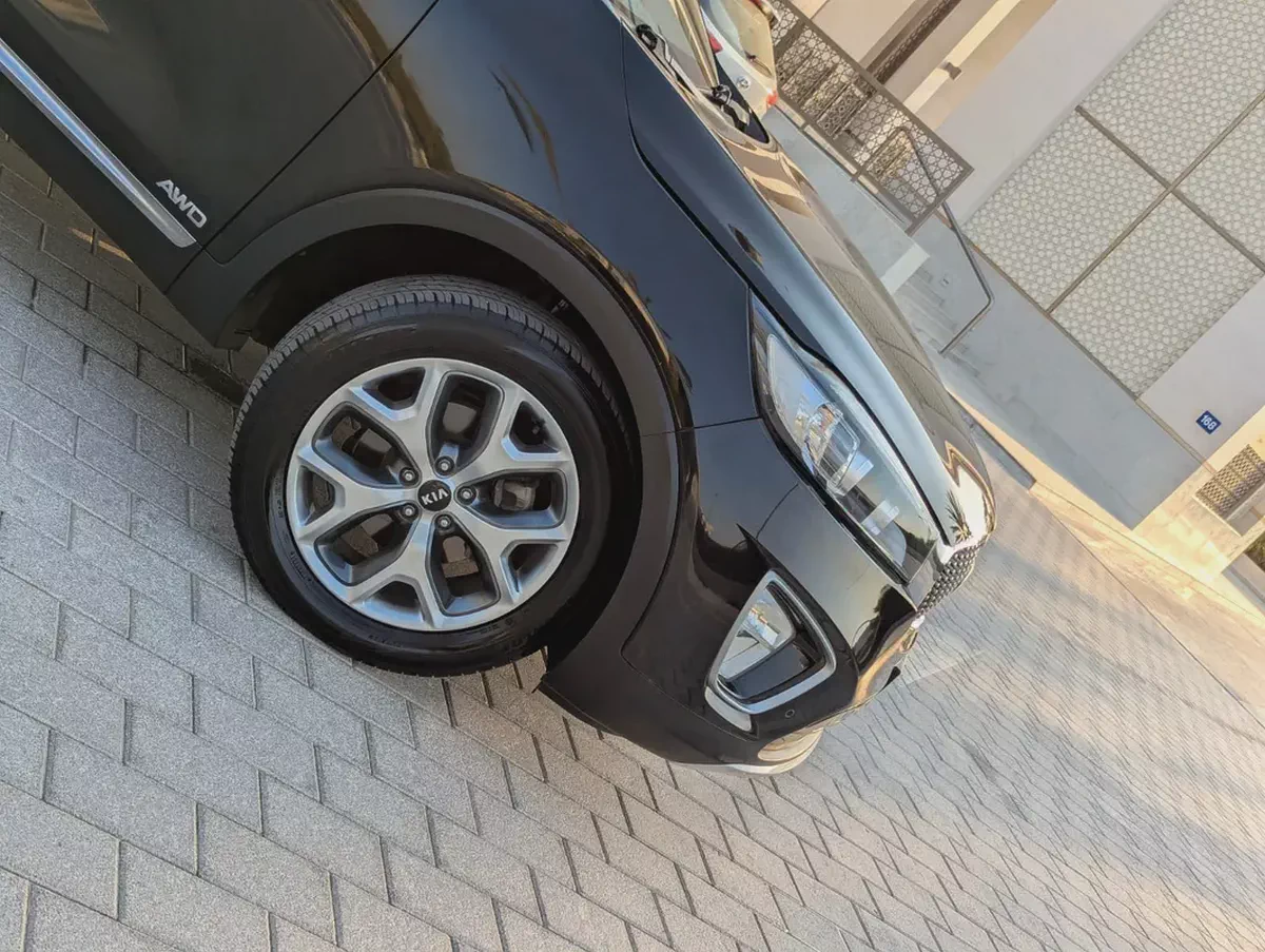Kia Sorento 2016 | Panoramic Roof | Full Option | V4 2.4L | AWD-15-15