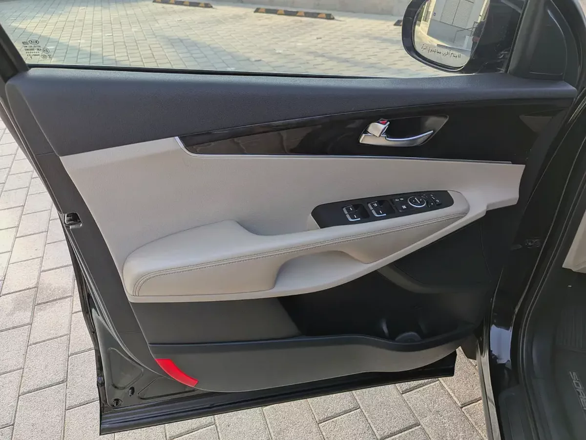 Kia Sorento 2016 | Panoramic Roof | Full Option | V4 2.4L | AWD-16-16