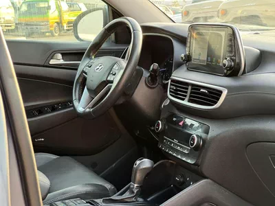 Hyundai Tucson GLS 2021 Hyundai Tucson Limited  2.4L V4 - Panoramic View - 360* 5 CAM With Radar & Sensor - AWD 4x4 - L-9