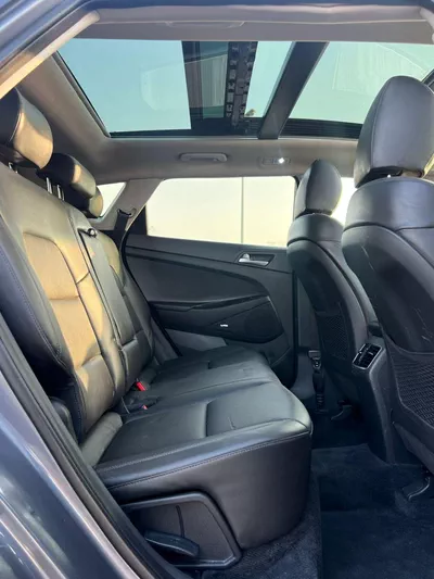 Hyundai Tucson GLS 2021 Hyundai Tucson Limited  2.4L V4 - Panoramic View - 360* 5 CAM With Radar & Sensor - AWD 4x4 - L-10