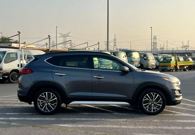 Hyundai Tucson GLS 2021 Hyundai Tucson Limited  2.4L V4 - Panoramic View - 360* 5 CAM With Radar & Sensor - AWD 4x4 - L-3