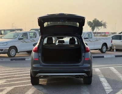 Hyundai Tucson GLS 2021 Hyundai Tucson Limited  2.4L V4 - Panoramic View - 360* 5 CAM With Radar & Sensor - AWD 4x4 - L-7