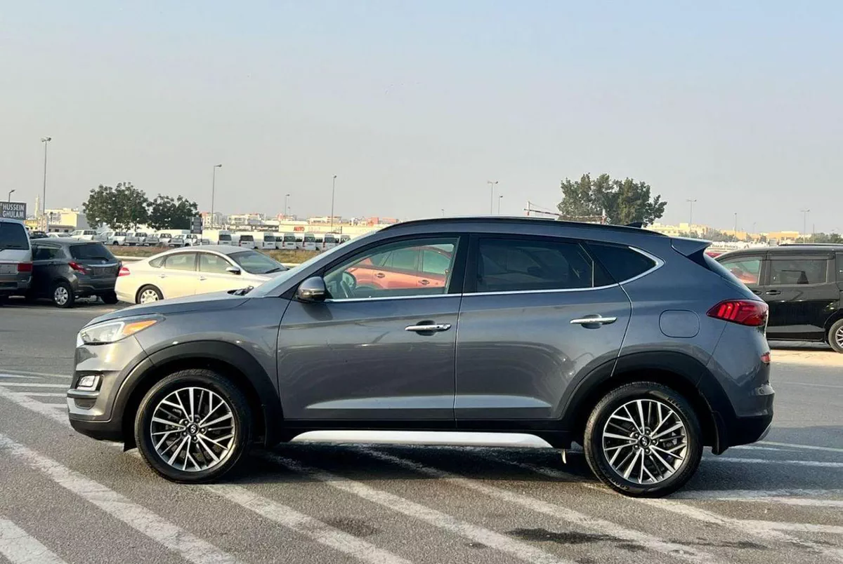 Hyundai Tucson GLS 2021 Hyundai Tucson Limited  2.4L V4 - Panoramic View - 360* 5 CAM With Radar & Sensor - AWD 4x4 - L-4-0