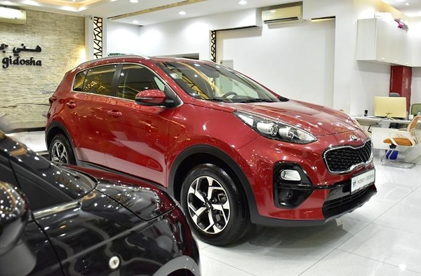 KIA Sportage ( 2021 Model ) in Red Color GCC Specs