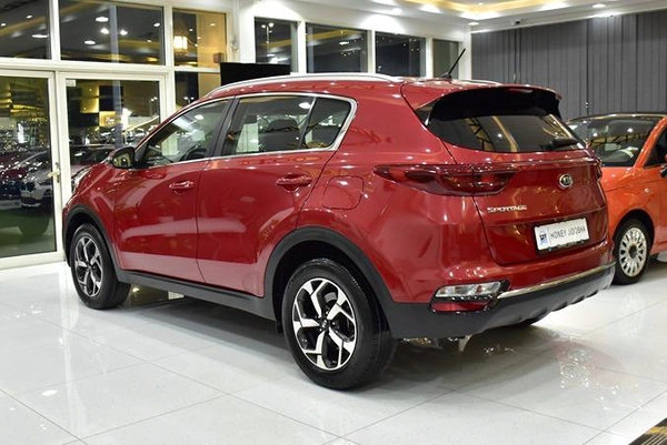 KIA Sportage ( 2021 Model ) in Red Color GCC Specs