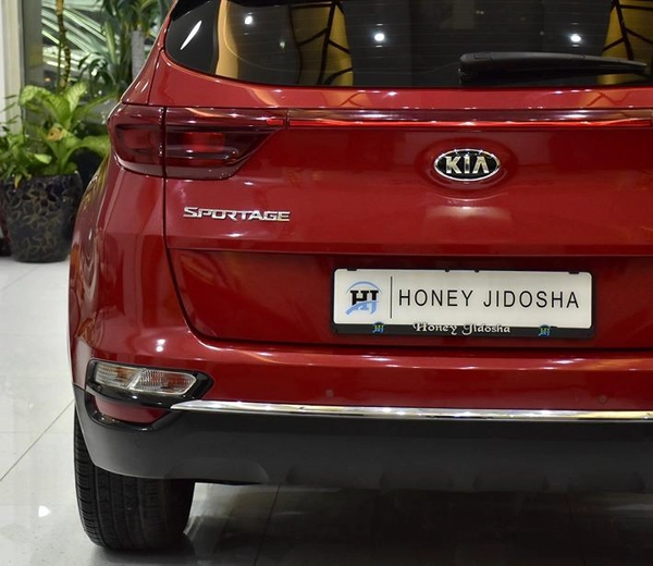 KIA Sportage ( 2021 Model ) in Red Color GCC Specs