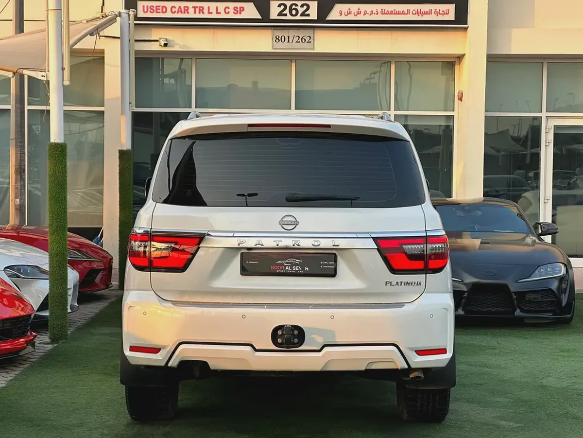 Nissan Patrol SE Platinum 2023 GCC Specs-2-2