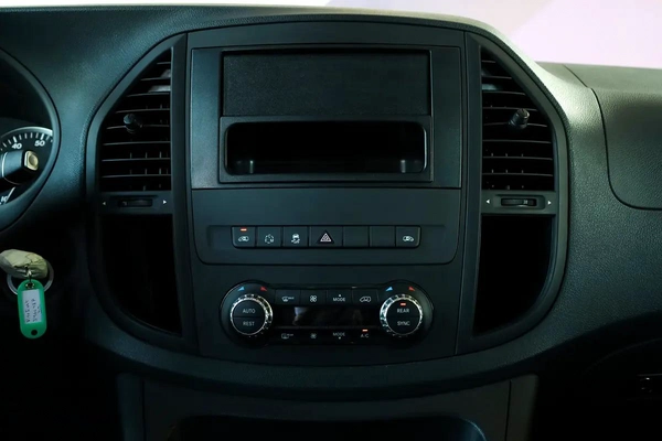 AED 1,760 Monthly | Mercedes Benz Vito Tourer 2.0L | GCC | 1 years Warranty