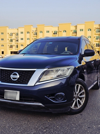 Nissan Pathfinder  GCC  2015-4