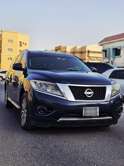 Nissan Pathfinder  GCC  2015-0