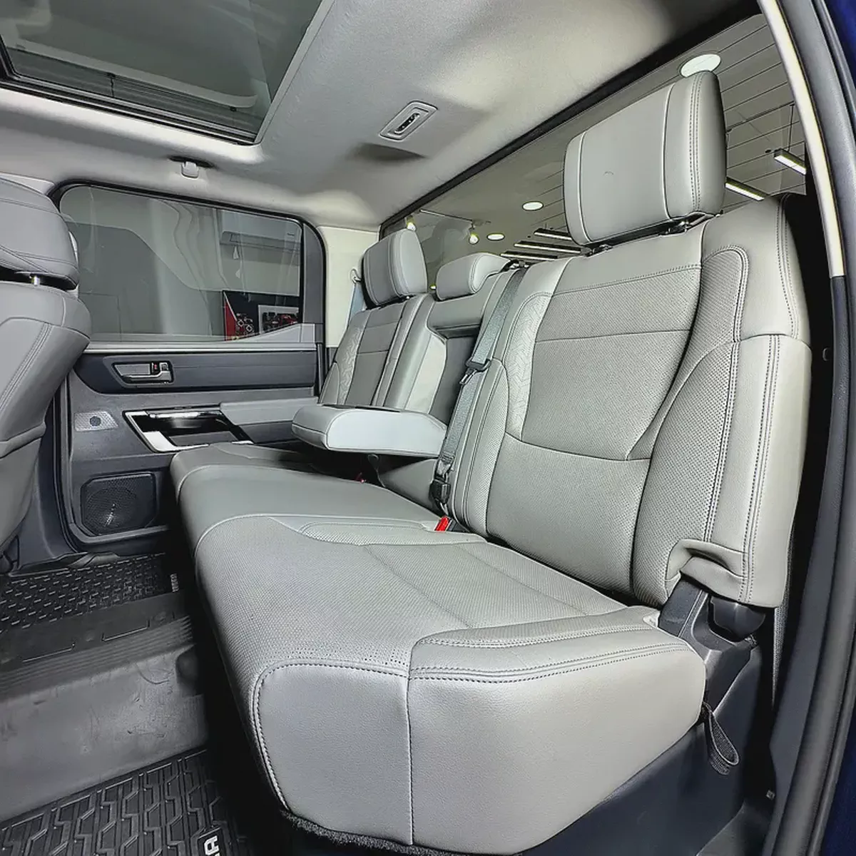 2023 Toyota Tundra Limited-10-10