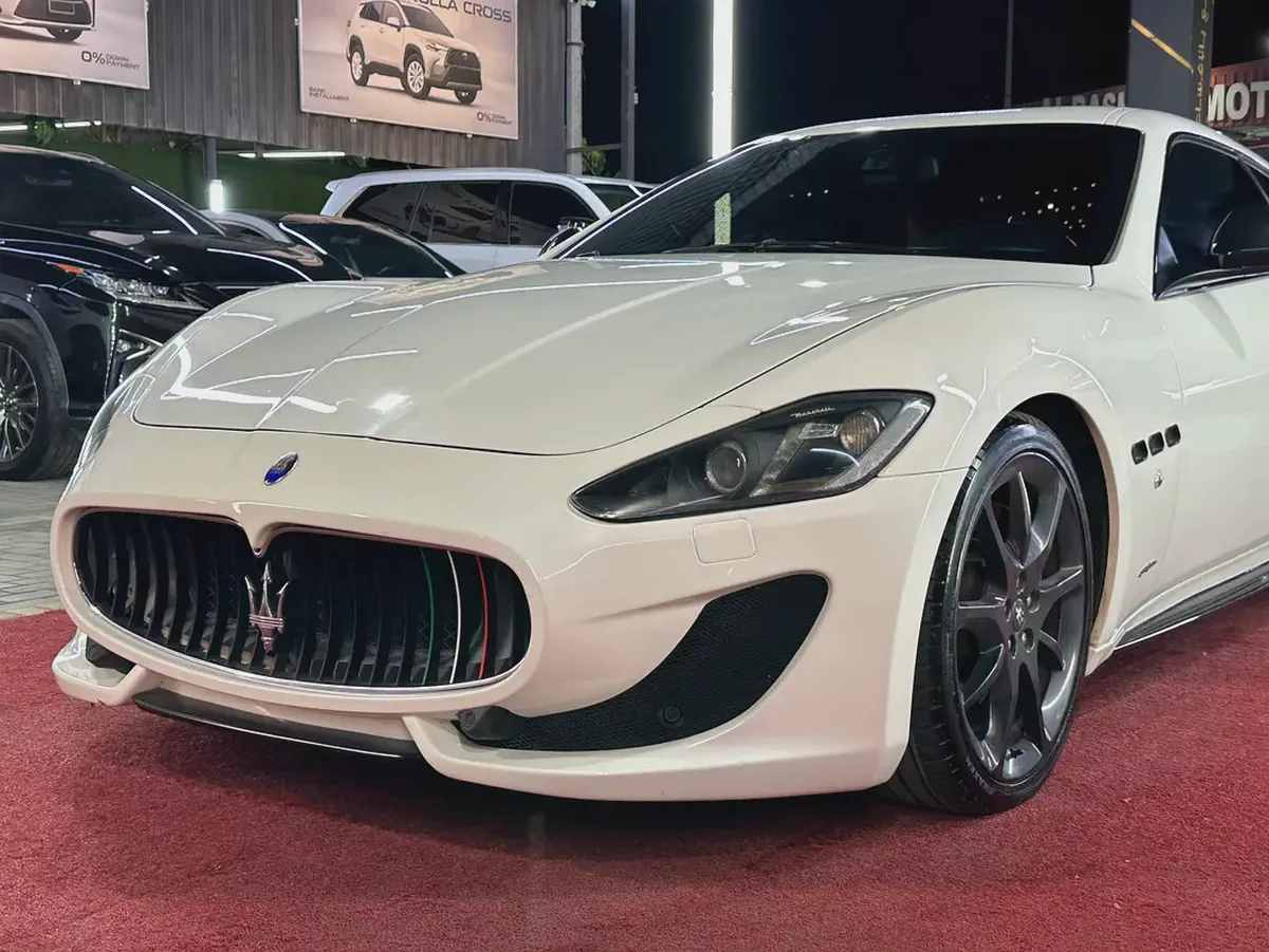مازيراتي جران توريزمو سبورت 2014 خليجي | محرك V8 سعة 4.7 لتر | داخلية كاربون | مقاعد جلد رياضية | دف-17-17