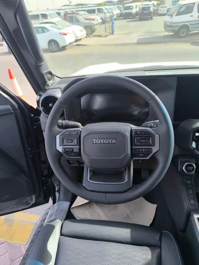Toyota Prado VXR TOYOTA PRADO LUXURY 2.4L PETROL-4