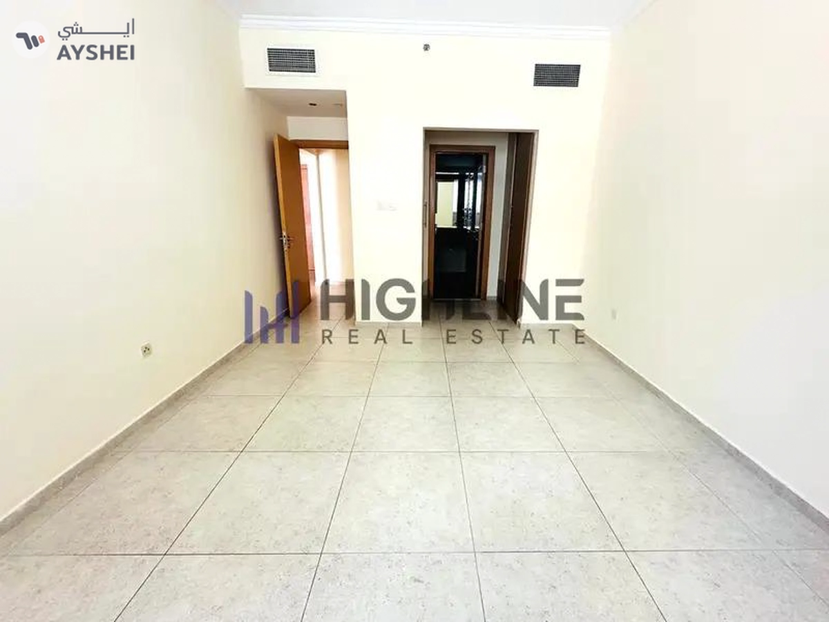 Family Building | Vacant | Semi Closed Kitchen