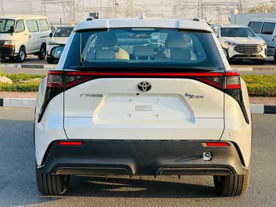 New 2023 Toyota bZ4X-13