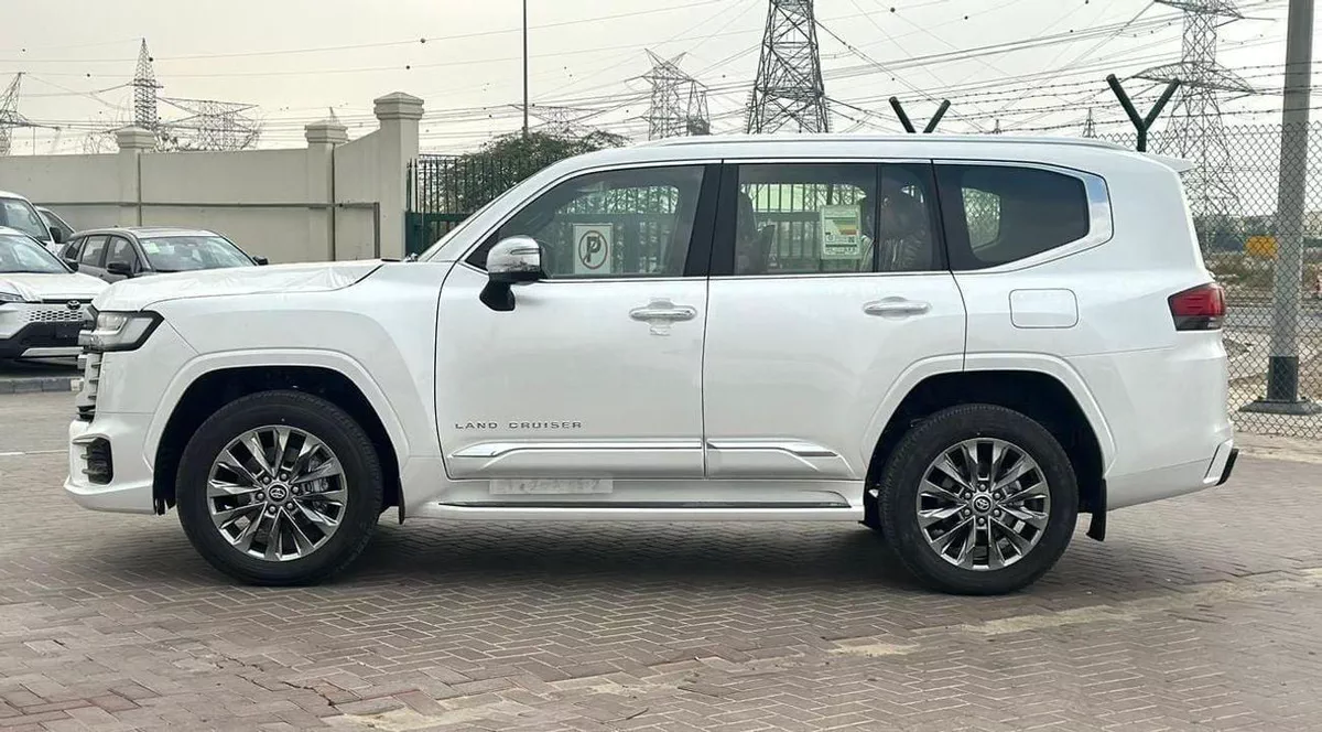 Toyota Land Cruiser VXR TOYTA LAND CRUISER VXR 3.5 TWIN TURBO 2026-1-0