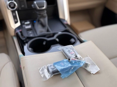 LAND CRUISER GXR 3.5L-4