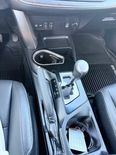 Toyota RAV4 VXR Full option-9