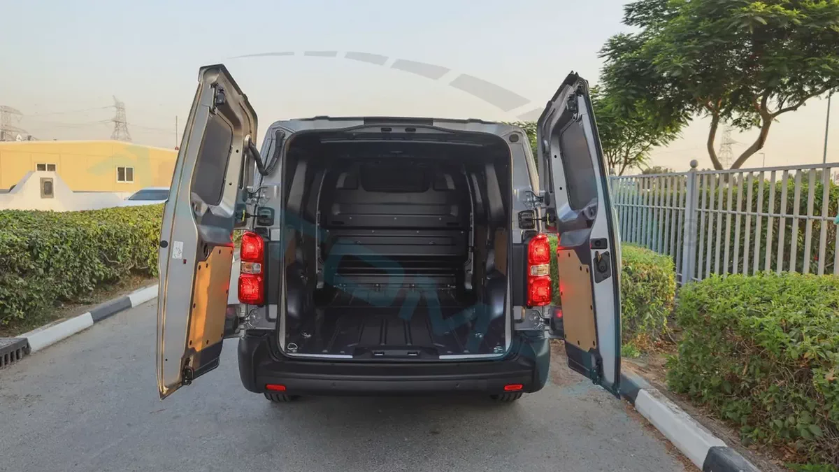 2025 Fiat Scudo L3 Van 2.0T BlueHDi GCC 0Km With 5 Years Or 100K Km Warranty @Official Dealer-17-17