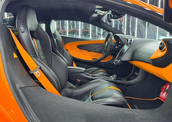 McLaren Warranty 02/2027 | McLaren Service Contract 02/2028 | Full Service History