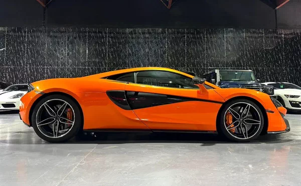 McLaren Warranty 02/2027 | McLaren Service Contract 02/2028 | Full Service History