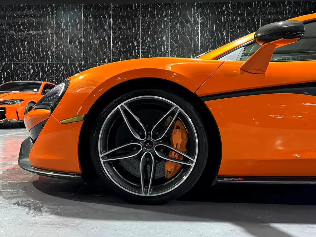 McLaren Warranty 02/2027 | McLaren Service Contract 02/2028 | Full Service History-1-1