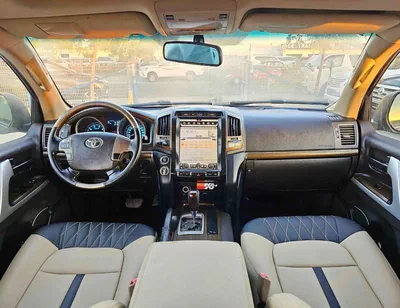 Toyota Land Cruiser GXR LANCDCRUISER 5.7 BIG ENGINE/  SHAPE 2021/ FULL OPTION / EXPORT ONLY / LOT#46060-11