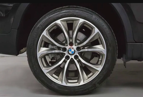 2018 II BMW X6 II 4.4L II V8 II GCC II LOW MILAGE II FULL OPTION