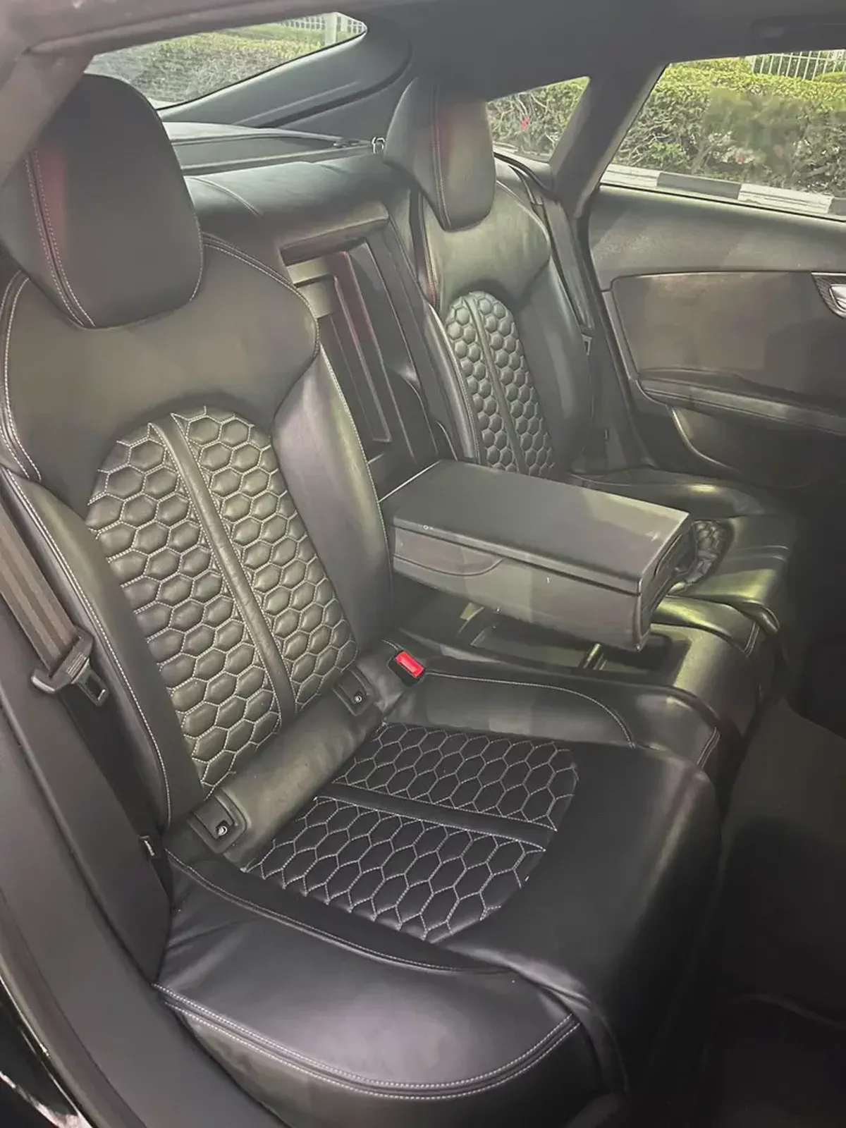 2017 Audi RS7 GCC Specs | 4.0L Twin-Turbo V8 |  AWD-14-14