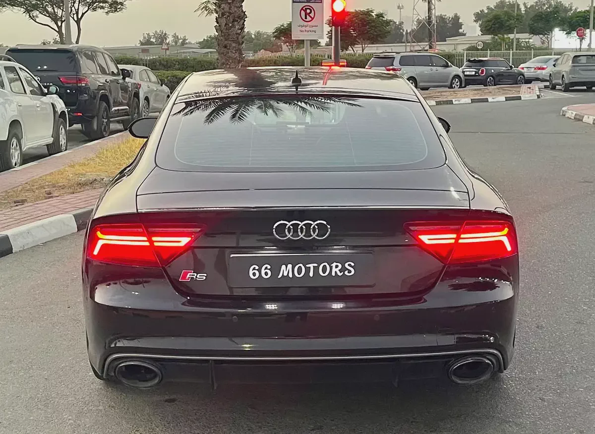 2017 Audi RS7 GCC Specs | 4.0L Twin-Turbo V8 |  AWD-5-5