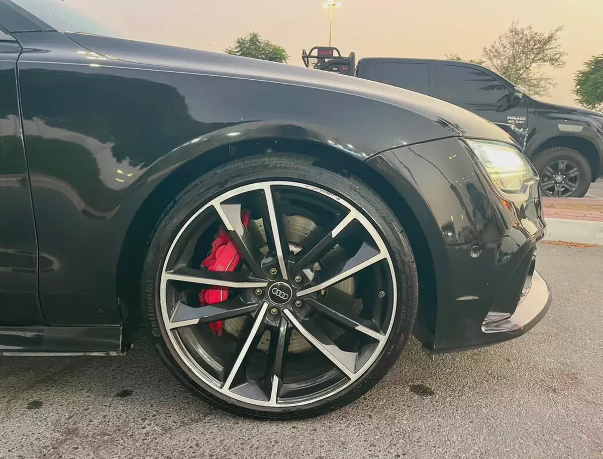 2017 Audi RS7 GCC Specs | 4.0L Twin-Turbo V8 |  AWD-7-7