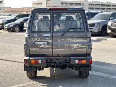 Toyota Land Cruiser 70  EXPORT ONLY - Toyota LC76 2.8L 4WD FULL OPTION-5