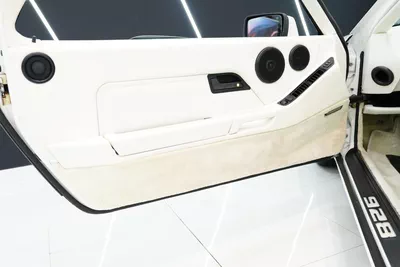 Porsche 928 S4-2