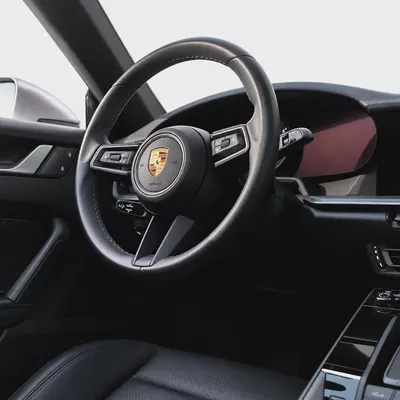 AED 9,582 pm • 0% Downpayment • Porsche 911 Carrera • 1 Year Warranty-10