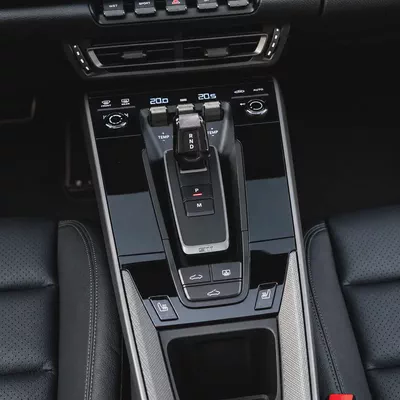 AED 9,582 pm • 0% Downpayment • Porsche 911 Carrera • 1 Year Warranty-11