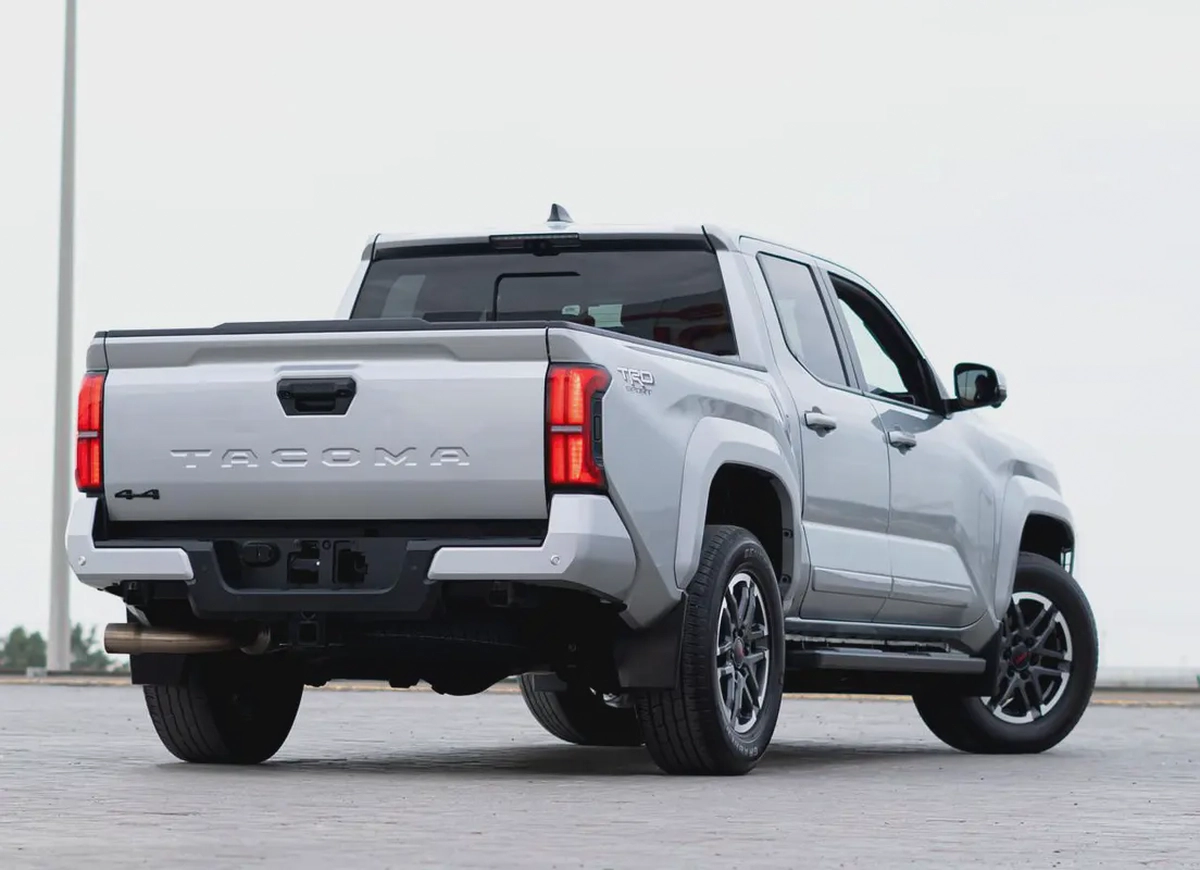 Toyota Tacoma 2024 SR5 Double Cab-3-3