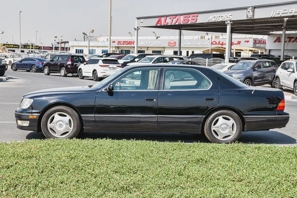 1998 - LEXUS LS400 - SUPER CLEAN - ONLY 89,000 KM