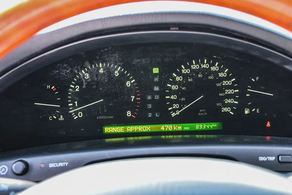 1998 - LEXUS LS400 - SUPER CLEAN - ONLY 89,000 KM