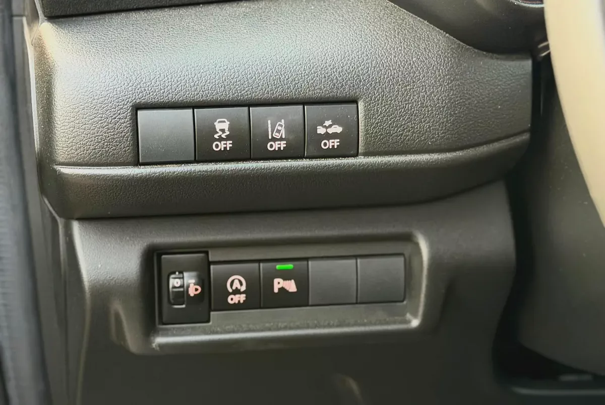 Suzuki Swift Hybrid 1.2L GLX Model 2026 - GCC-11-11